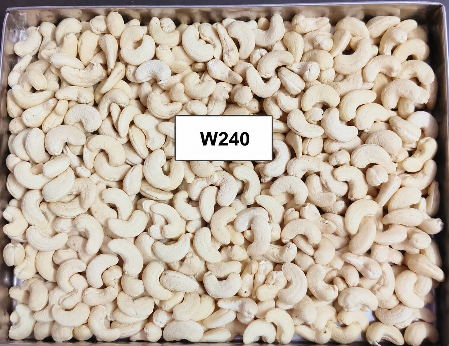 Vitametrics cashew kernels product photo 2